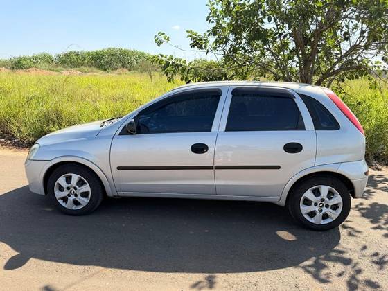 CHEVROLET CORSA 1.0 MPFI VHC 8V GASOLINA 4P MANUAL CHEVROLET CORSA 1.0 MPFI VHC 8V GASOLINA 4P MANUAL